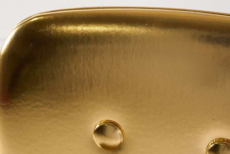 The Golden Chair-Detail Image-1