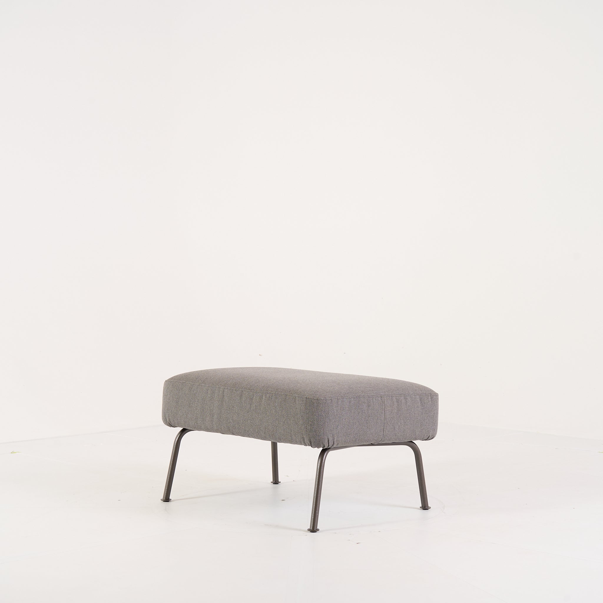Humphrey Ottoman by Ligne Roset in Sunbrella Heritage Granit | Open Box – Excellent | Shop Now | MO-LIR-19400450-1228-Hero Image-4