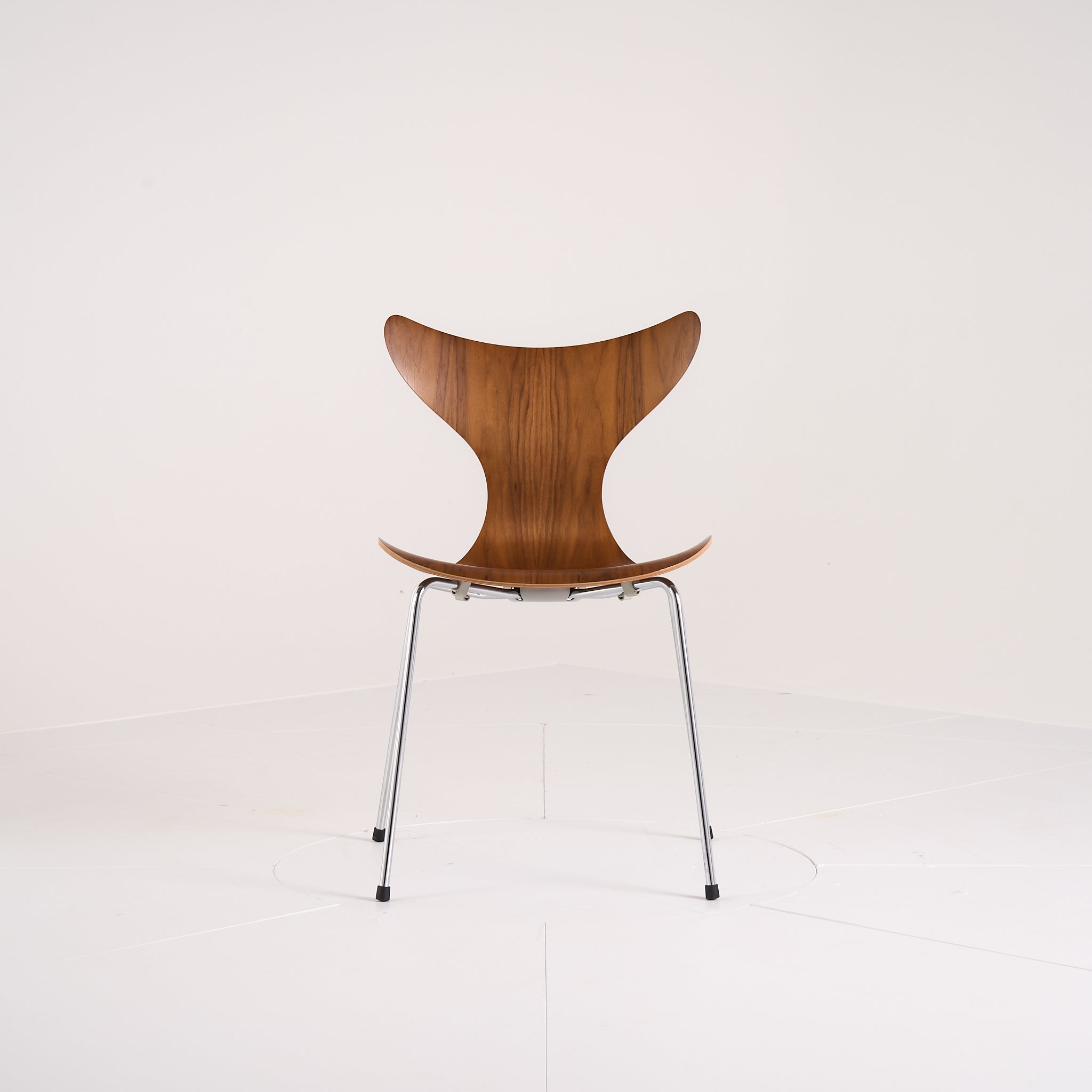 Lily Chair by Fritz Hansen in Walnut / Chrome | Open Box – Excellent | Shop Now | MO-FHA-3108-51-Hero Image-2