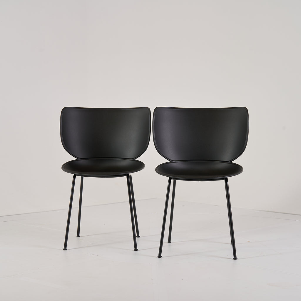 Hana Chairs Unupholstered Set of 2 by Moooi in Black / Non-Stacking | Floor Sample – Very Good | Shop Now | MO-MOO-8718282380278-1249-Hero Image-3