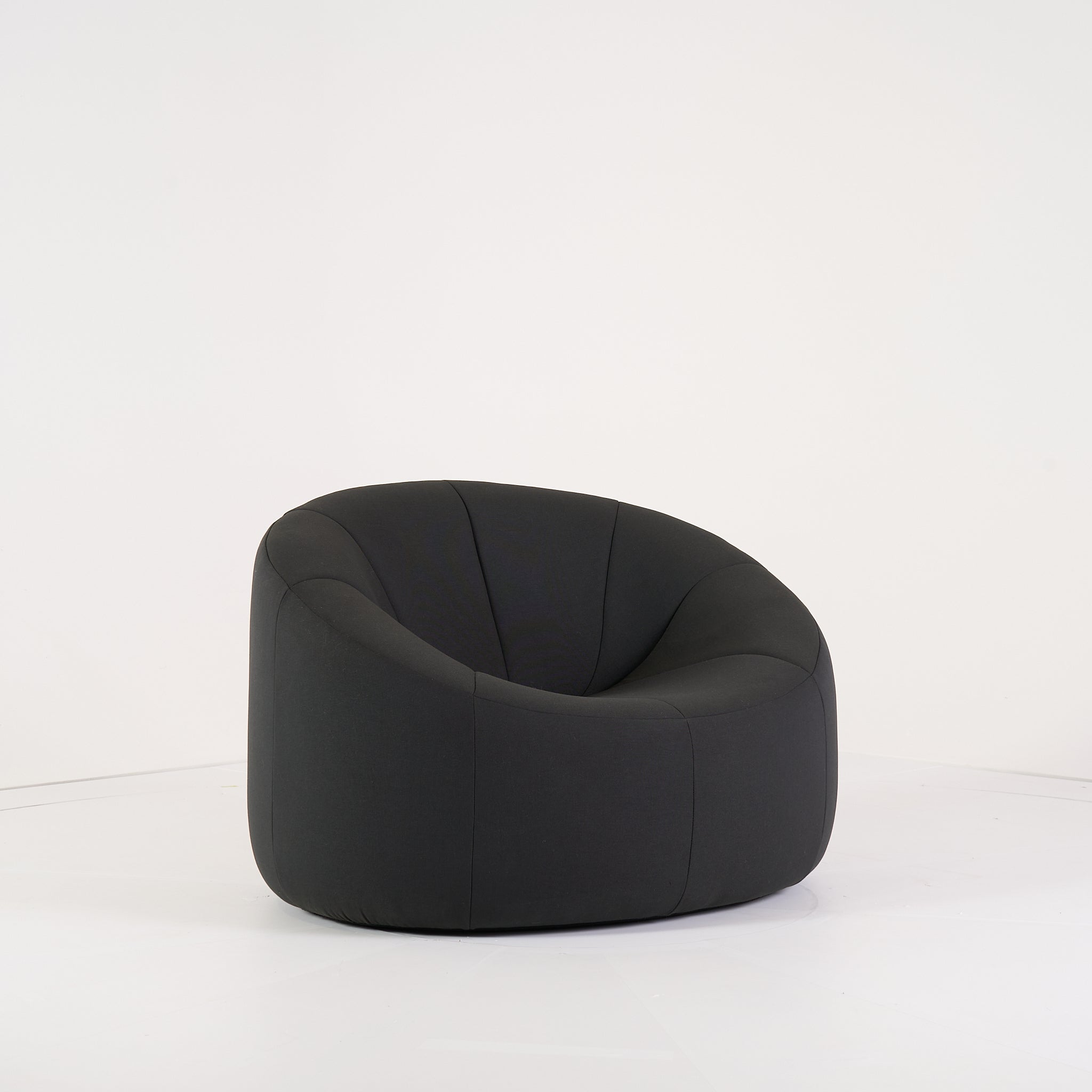 Pumpkin Armchair by Ligne Roset in Field 2 Coloris Gris | Floor Sample – Very Good | Shop Now | MO-LIR-14110100-1195-Hero Image-7
