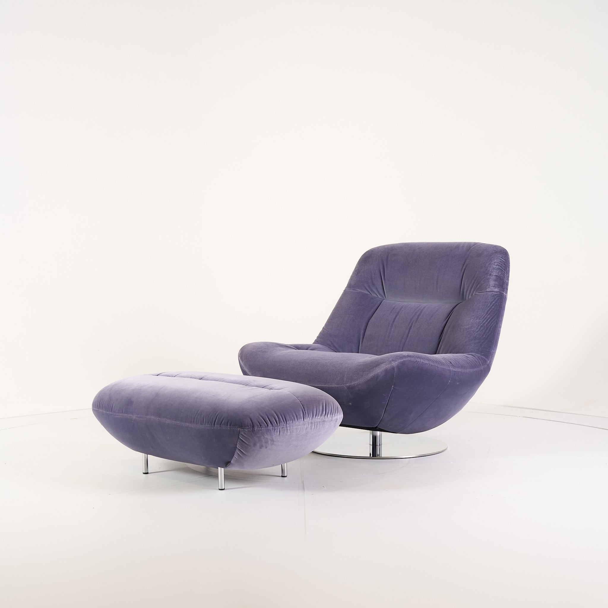 Manarola Swivelling Armchair w/ Footstool by Ligne Roset in Harald Pigeon | Floor Sample – Very Good | Shop Now | MO-LIR-14090200_14090350-1217-Hero Image-7