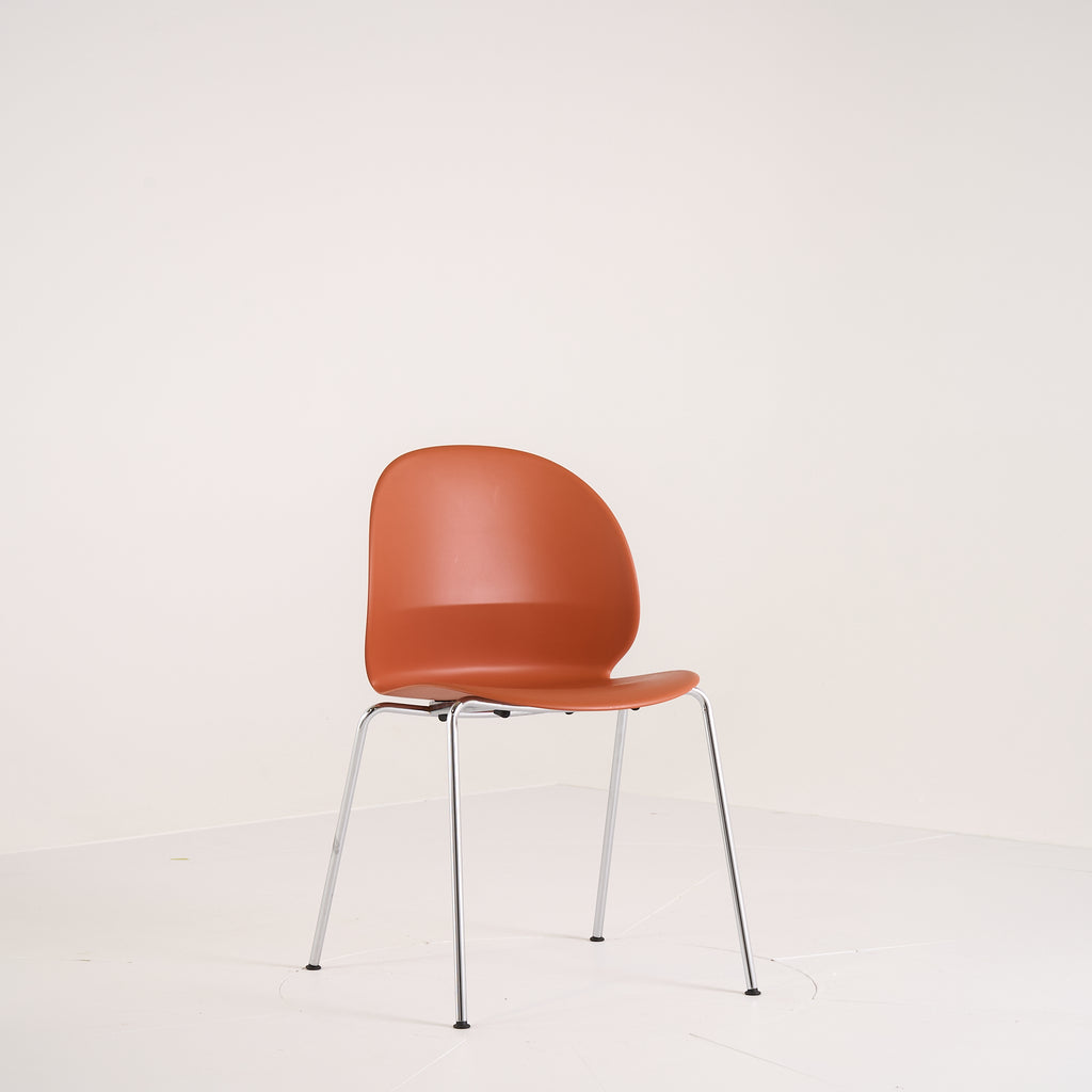 Recycle Chair by Fritz Hansen in Dark Orange / Chrome | Gently Used – Good | Shop Now | MO-FHA-N02_10_Chair-92-Hero Image-9