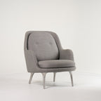Fri Chair by Fritz Hansen in Light Grey / Brushed Aluminum | Open Box – Excellent | Shop Now | MO-FHA-JH4-44-Hero Image-1