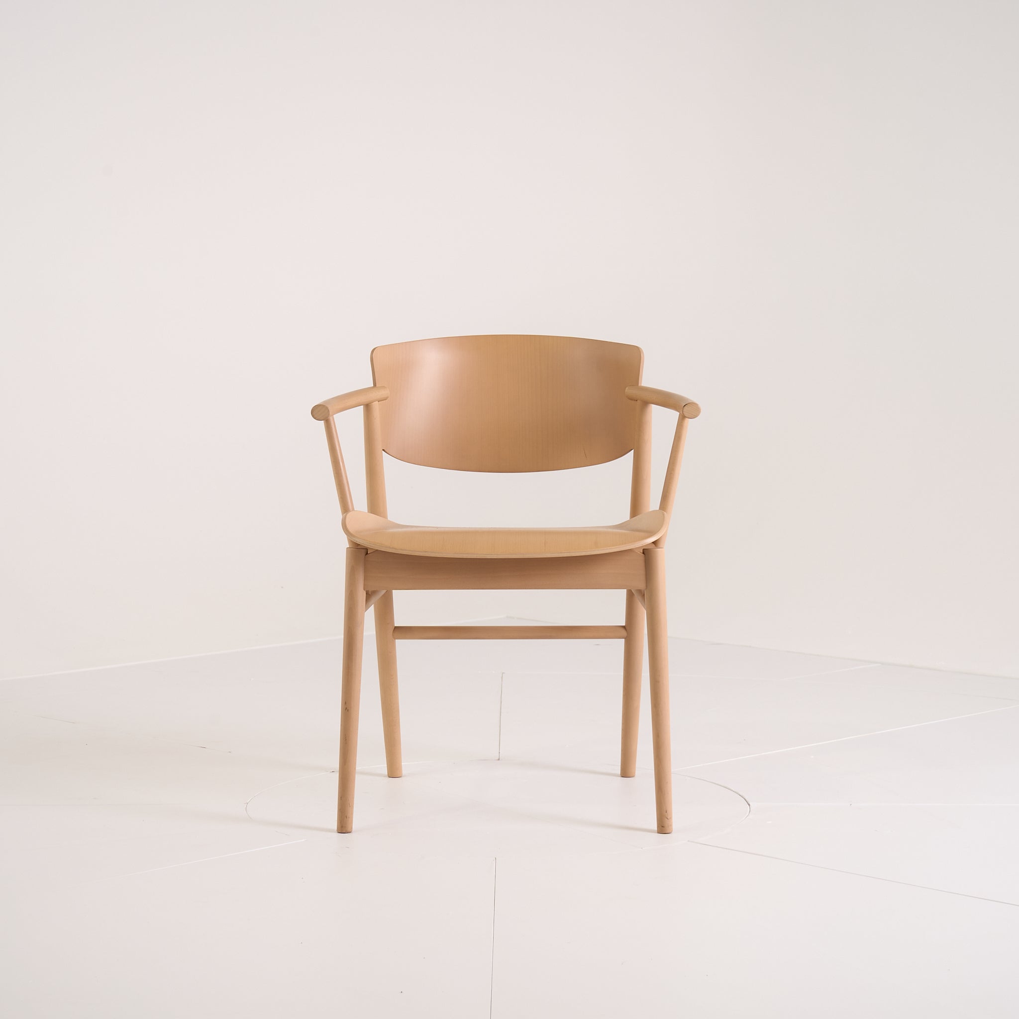 N01 Chair by Fritz Hansen in Natural Beech / Natural Beech | Gently Used – Good | Shop Now | MO-FHA-N01-78-Hero Image-2