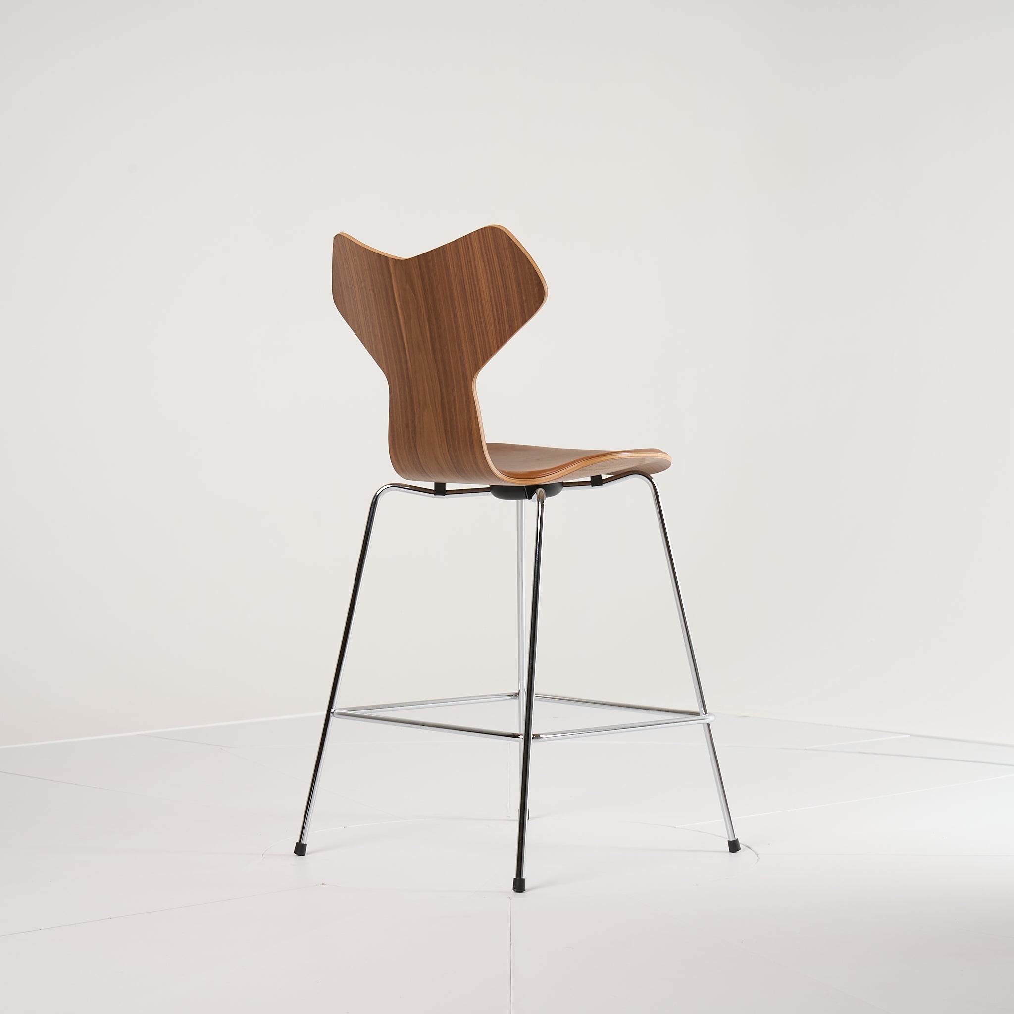 Grand Prix Counter Stool by Fritz Hansen in Walnut / Grace Walnut / Chrome | Floor Sample – Very Good | Shop Now | MO-FHA-3138FRU-46-Hero Image-3