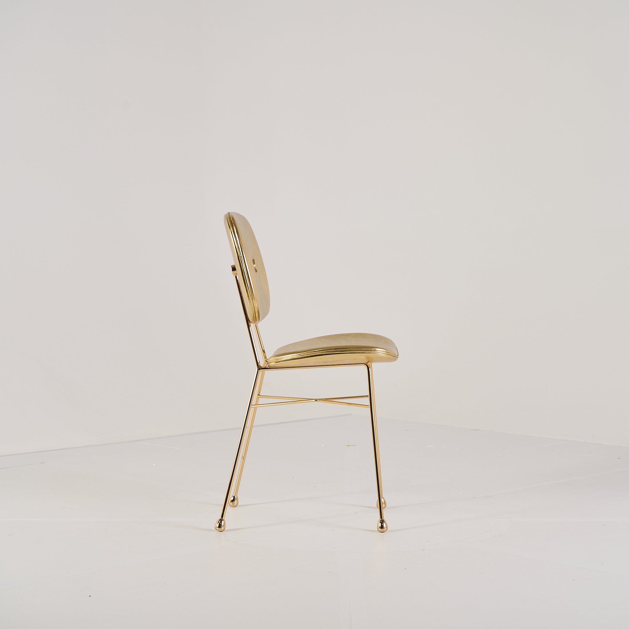 The Golden Chair by Moooi in The Golden Chair | Well Loved – Fair | Shop Now | MO-MOO-8718282340142-150-Hero Image-4