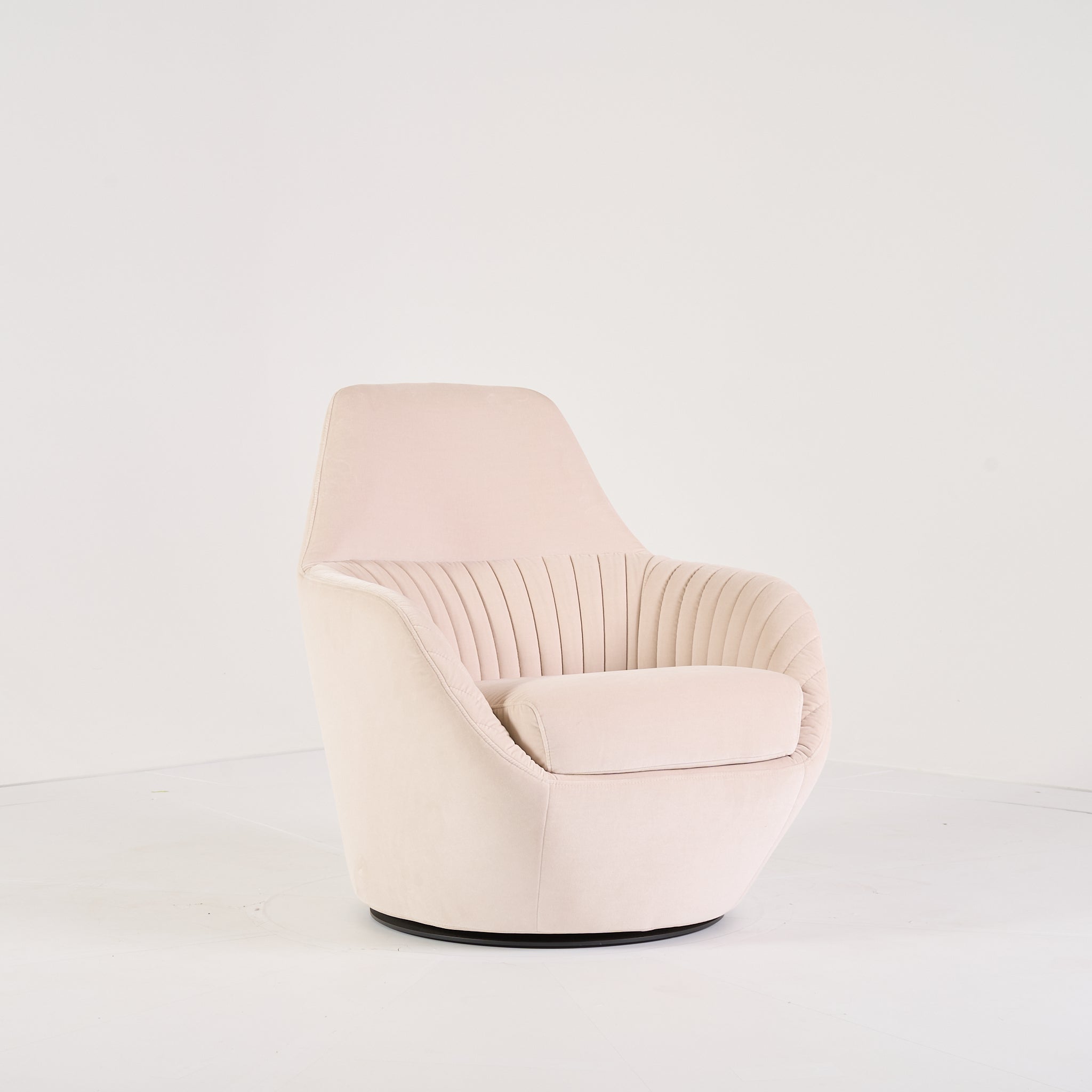 Amedee Swivel Armchair by Ligne Roset in Harald Albatre | Floor Sample – Very Good | Shop Now | MO-LIR-18210100-1242-Hero Image-5