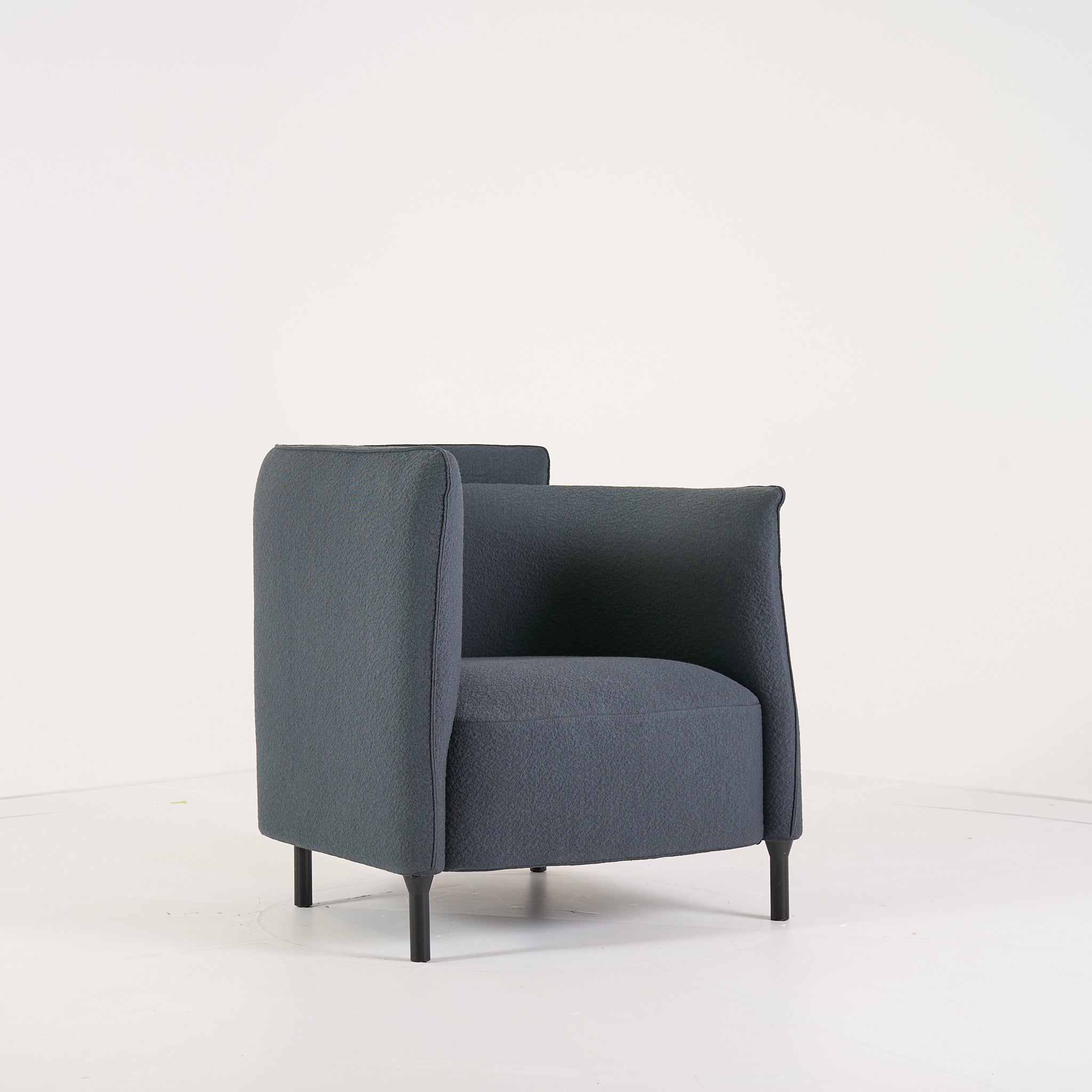 Hémicycle Armchair by Ligne Roset in Maxi Graphite | Gently Used – Good | Shop Now | MO-LIR-14200100-1205-Hero Image-2