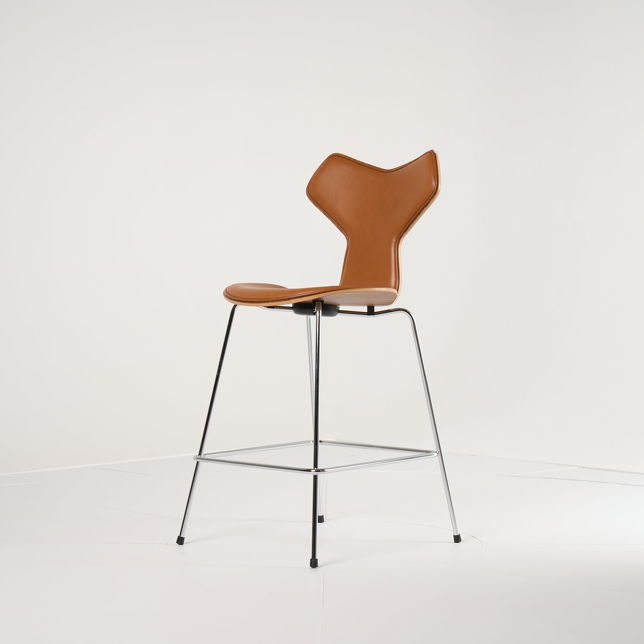 Grand Prix Counter Stool by Fritz Hansen in Walnut / Grace Walnut / Chrome | Floor Sample – Very Good | Shop Now | MO-FHA-3138FRU-46-Hero Image-2