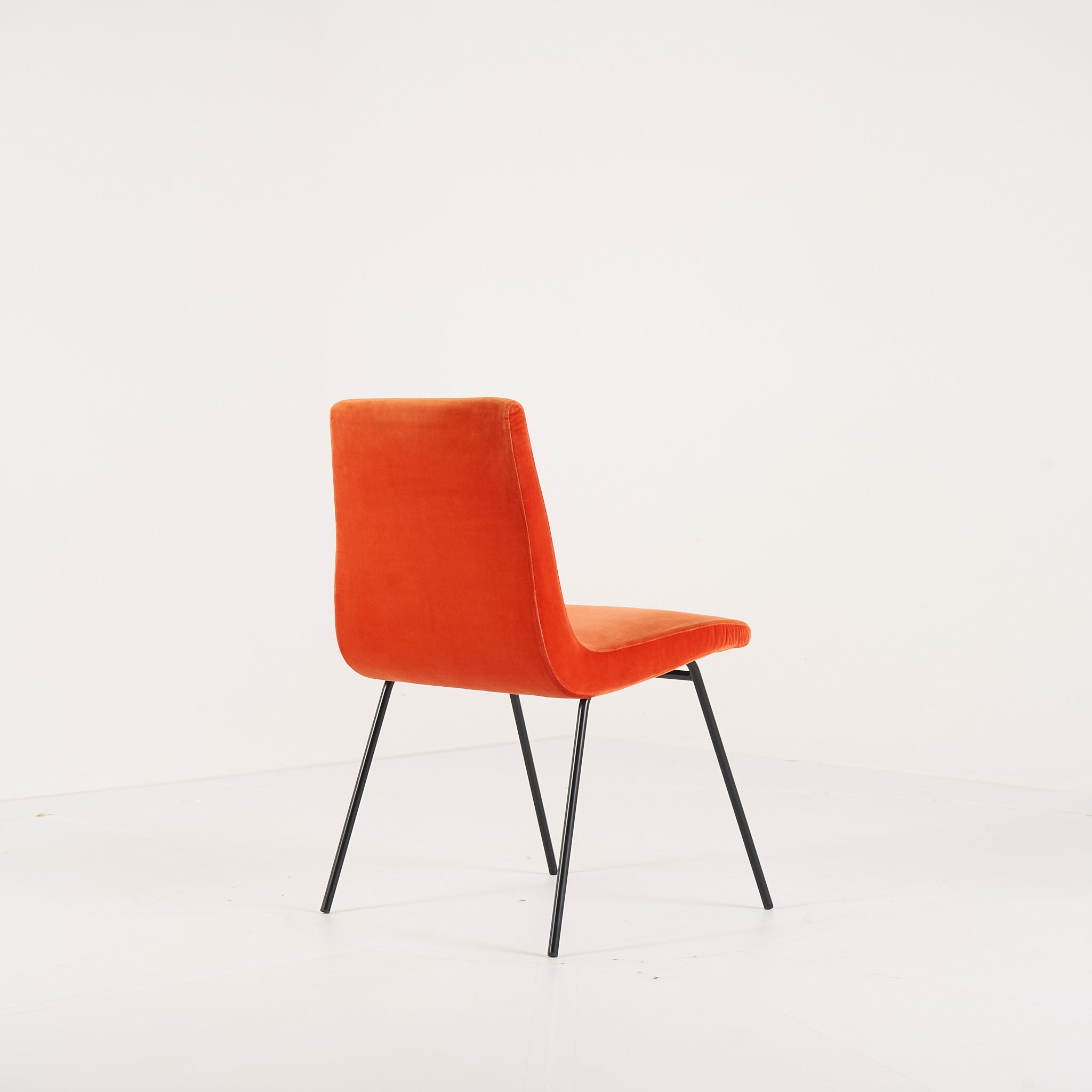 Tv Dining chair by Ligne Roset in Harald Laterite | Gently Used – Good | Shop Now | MO-LIR-10262000-1412-Hero Image-3